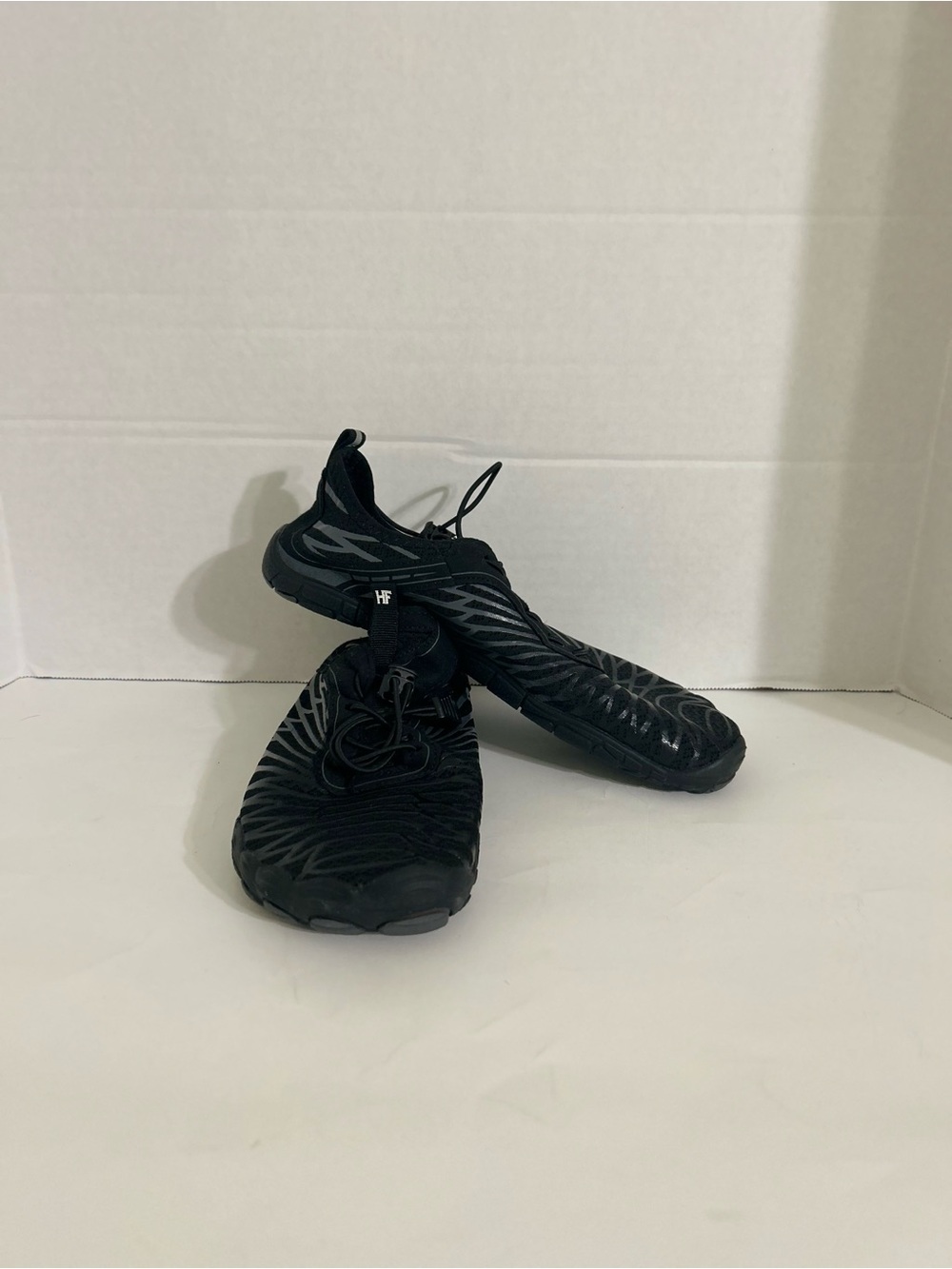 HF Barefoot Shoes Ergonomic Hike Footwear Black  EU 38 US 7.5 Outdoor Water